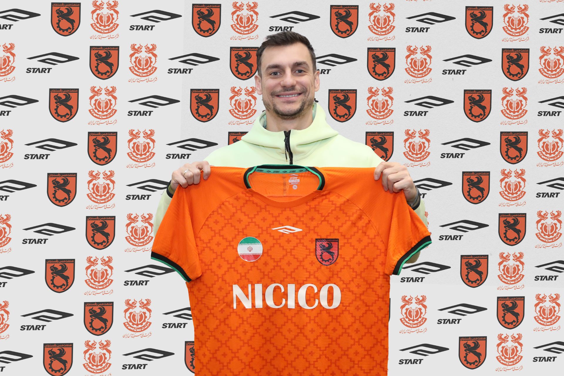 وینگر باتجربه مقدونیه‌ای عضو جدید خانواده مس