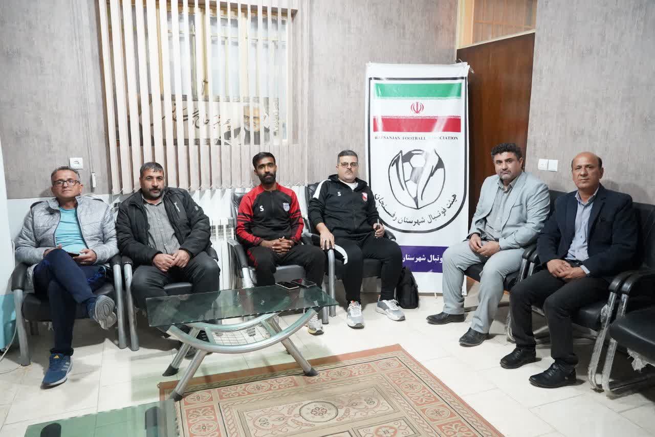 قرعه‌کشی مسابقات مناطق کشور در رده سنی ۱۸ سال برگزار شد