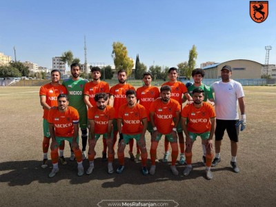 مس نوین پیروز دیدار با ستاره آبی
