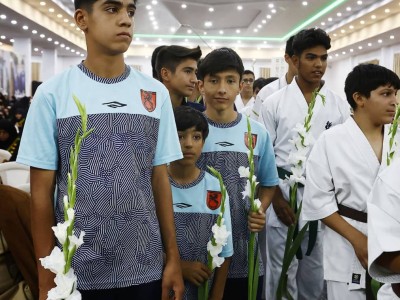 حضور بازیکنان باشگاه مس رفسنجان در بزرگداشت اولین سالگرد شهادت آیت‌الله سید ابراهیم رئیسی